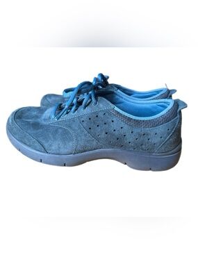 Dansko Blue Denim Suede Slip Resistant Comfort Walking Sneakers Size 40/US9.5-10